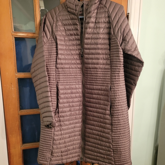 Women's Ultralight 850 Down Sweater Coat Like New Medium Regular - Picture 5 of 9